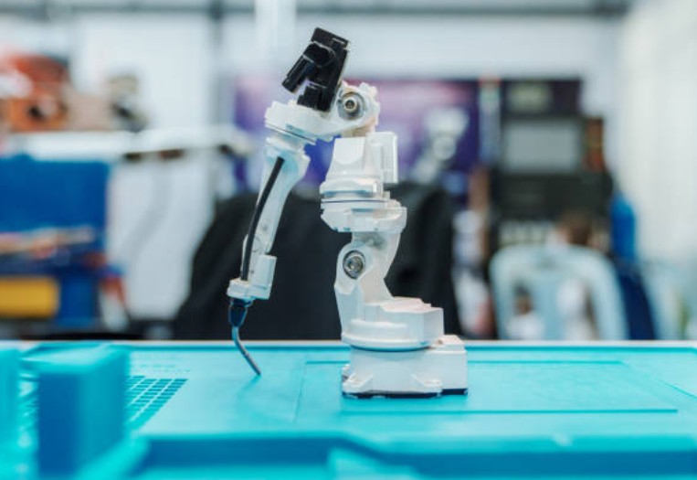 注塑模具首選鴻仁威爾 注塑模具首選鴻仁威爾