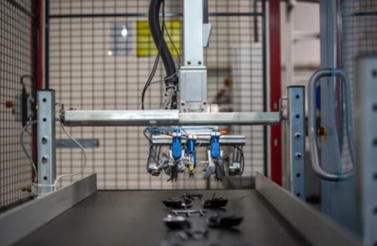 注塑模具首選鴻仁威爾 注塑模具首選鴻仁威爾